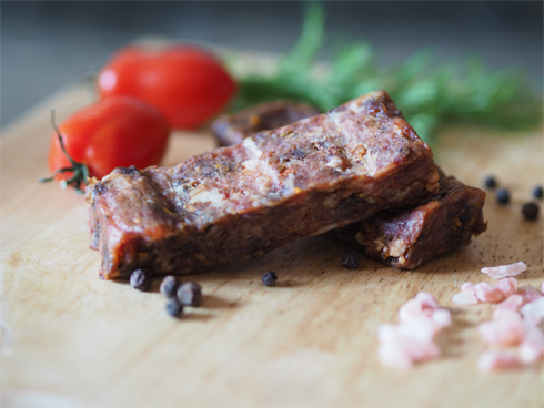 保加利亞堅(jiān)果肉干